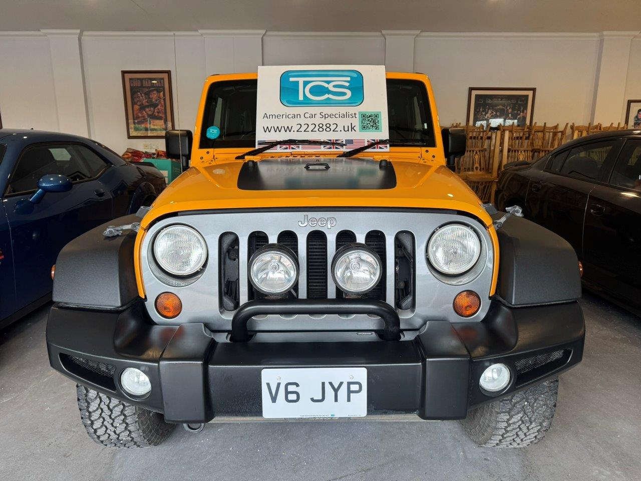 _V6JYP Showroom (1).jpg